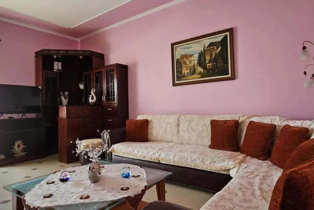 Elena'S Apartment Gjirokastër