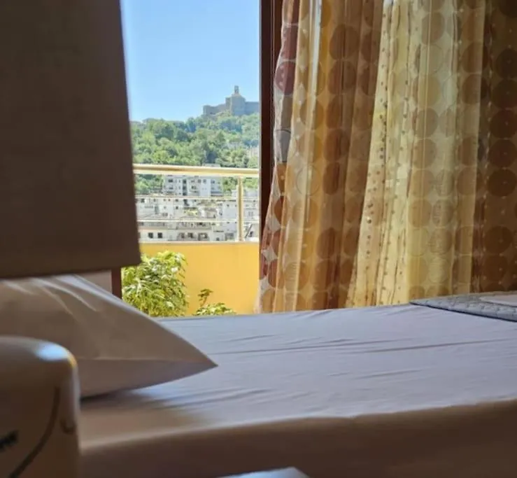 Elena'S Apartment Гирокастра